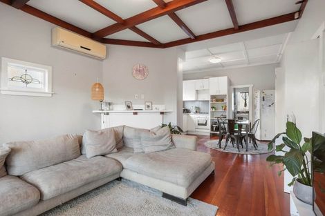 Photo of property in 4050 Great North Road, Glen Eden, Auckland, 0602