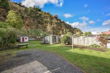 Photo of property in 131 Glen Road, The Glen, Dunedin, 9011