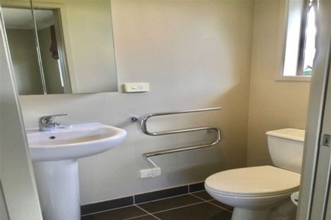 Photo of property in 258b Te Atatu Road, Te Atatu South, Auckland, 0610