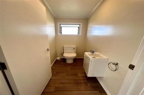 Photo of property in 13 Harmel Road, Glendene, Auckland, 0602