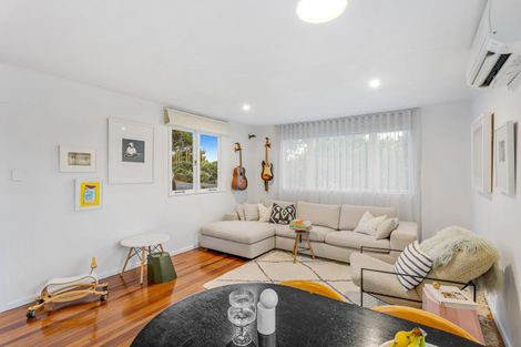 Photo of property in 13 Helena Street, Massey, Auckland, 0614