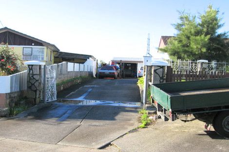 Photo of property in 3 Aria Place, Clover Park, Auckland, 2023