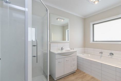 Photo of property in 14 Reubens Farm Lane, Taita, Lower Hutt, 5011