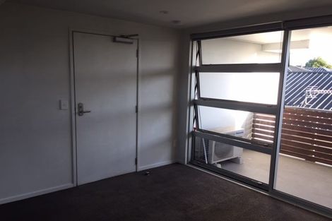 Photo of property in 43 Grafton Street, Waltham, Christchurch, 8011