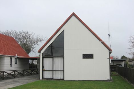 Photo of property in 560 Queen Street East, Levin, 5510