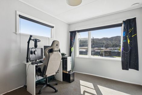 Photo of property in 203 Wellington Road, Wainuiomata, Lower Hutt, 5014