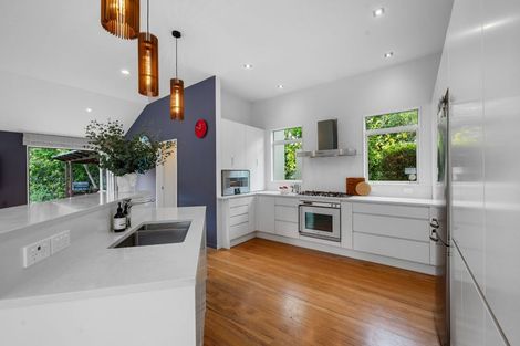 Photo of property in 38 Ravenstone Place, Chatswood, Auckland, 0626
