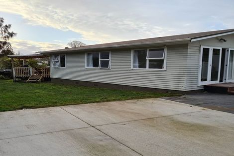 Photo of property in 54 Captain Scott Road, Glen Eden, Auckland, 0602