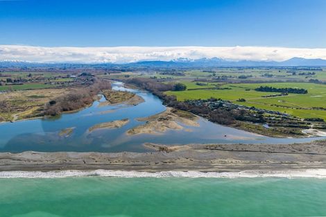 Photo of property in 17 Stopbank Road, Milford, Temuka, 7986