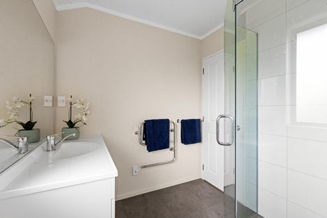 Photo of property in 98 Crystall Road, Pakipaki, Hastings, 4172