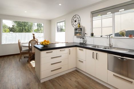 Photo of property in 27 Ward Street, Springlands, Blenheim, 7201