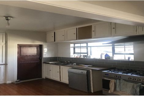 Photo of property in 360 Burnett Street, Ashburton, 7700