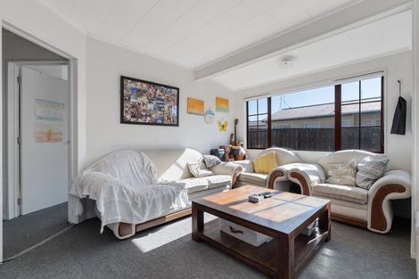 Photo of property in 16a Simpson Road, Papamoa Beach, Papamoa, 3118