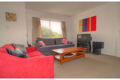 Photo of property in 1b/88 Aroha Avenue, Sandringham, Auckland, 1025