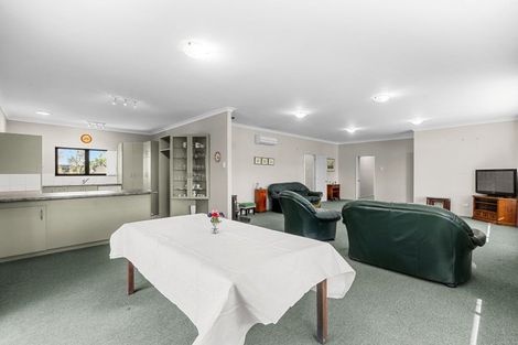 Photo of property in 4 Carrington Drive, Carterton, 5713