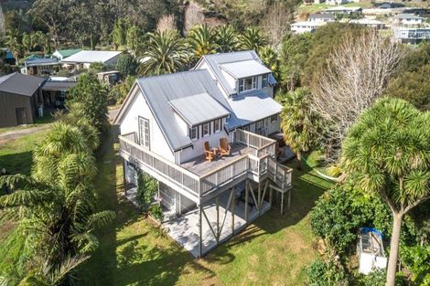 Photo of property in 3 Widdison Place, Whangamata, 3691