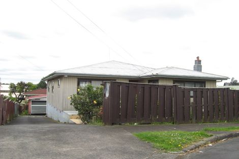 Photo of property in 8 View Road, Mangere, Auckland, 2022