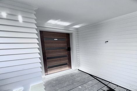 Photo of property in 8 Onepoto Road, Hauraki, Auckland, 0622