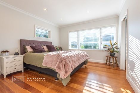 Photo of property in 15 Raukawa Grove, Trentham, Upper Hutt, 5018