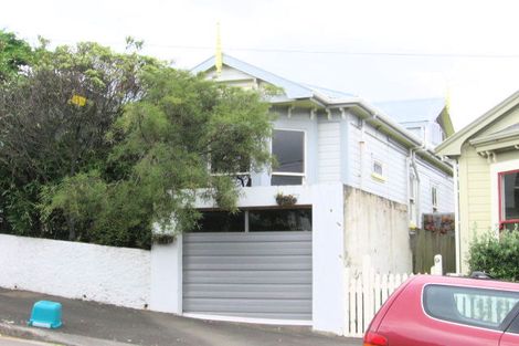 Photo of property in 7 Stirling Street, Berhampore, Wellington, 6023