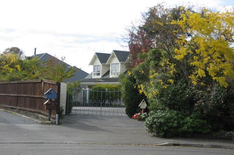 Photo of property in 11 Chokebore Place, Sockburn, Christchurch, 8042