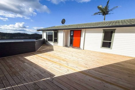 Photo of property in 8 Ngahere Views, Orewa, 0931