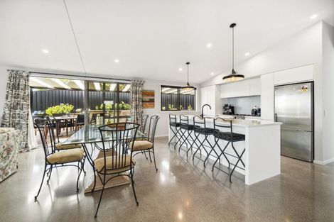 Photo of property in 19 Moa Lane, Richmond Heights, Taupo, 3330