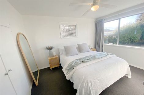 Photo of property in 68 Winters Road, Redwood, Christchurch, 8051