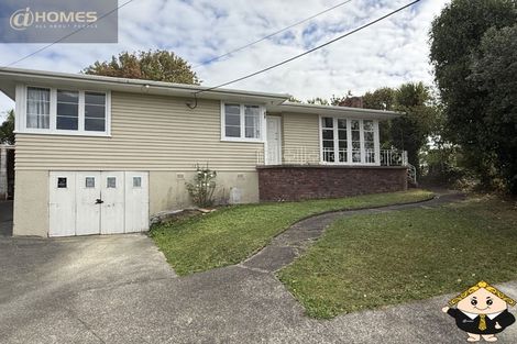 Photo of property in 17 Sheehan Road, Te Atatu South, Auckland, 0610