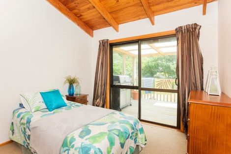Photo of property in 57 Moana Road, Okitu, Gisborne, 4010