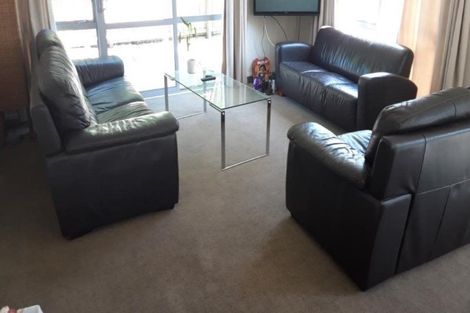 Photo of property in 27c Newnham Terrace, Upper Riccarton, Christchurch, 8041