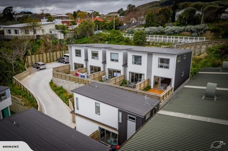 Photo of property in 1/7 Handyside Street, Tawa, Wellington, 5028