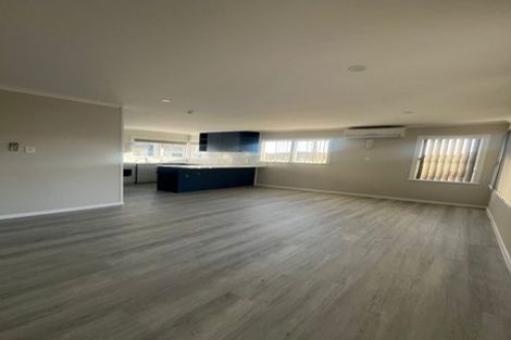 Photo of property in 1/37 Buckingham Crescent, Manukau, Auckland, 2025