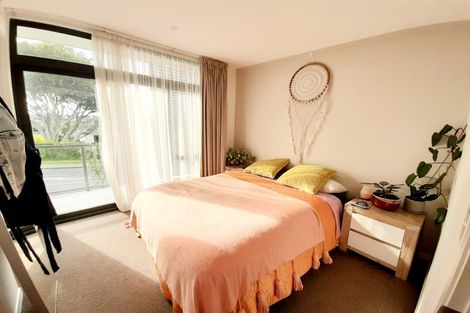 Photo of property in 11/50 Ocean View Road, Northcote, Auckland, 0627