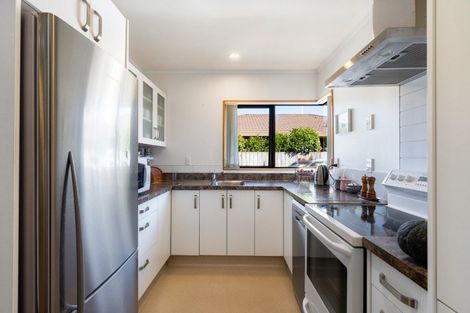 Photo of property in 51c Church Road, Taradale, Napier, 4112