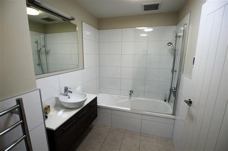 Photo of property in 33 Landmark Terrace, Orewa, 0931