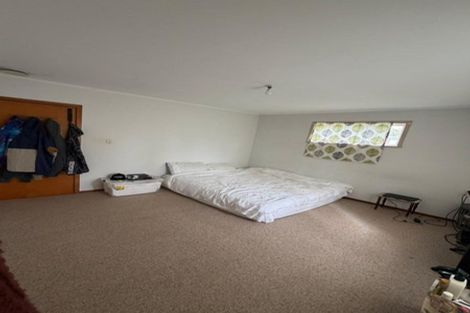 Photo of property in 281 Pakuranga Road, Pakuranga Heights, Auckland, 2010