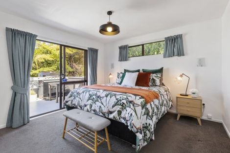 Photo of property in 6b Jacaranda Grove, Maungaraki, Lower Hutt, 5010