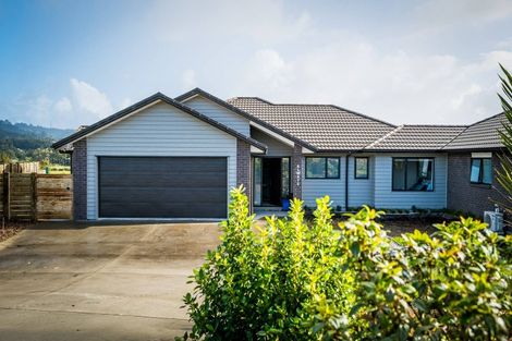 Photo of property in 8 Awatiro Drive, Kaukapakapa, 0871