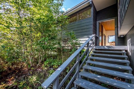 Photo of property in 1/7 Alston Avenue, Kelston, Auckland, 0602