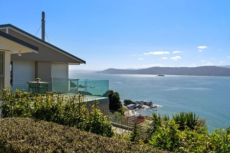 Photo of property in 128 Seatoun Heights Road, Seatoun, Wellington, 6022