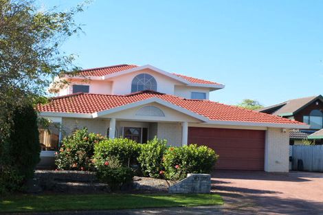 Photo of property in 12 Travers Place, Northpark, Auckland, 2013