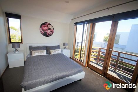 Photo of property in 2/16 Onslow Street, St Albans, Christchurch, 8014