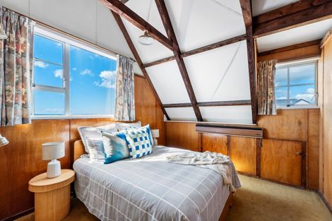 Photo of property in 75 Karewa Parade, Papamoa Beach, Papamoa, 3118