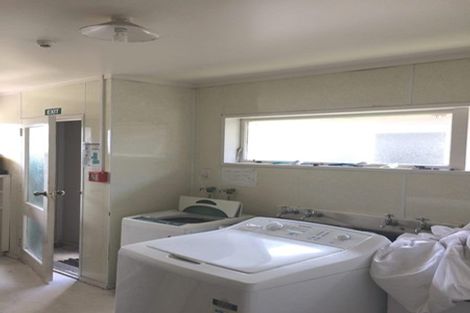 Photo of property in 1 Hill Crescent, Papakura, 2110