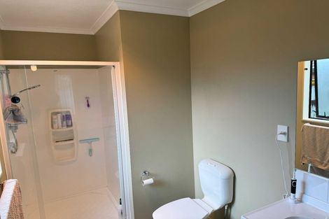 Photo of property in 102 Rhodes Drive, Kelvin Grove, Palmerston North, 4414