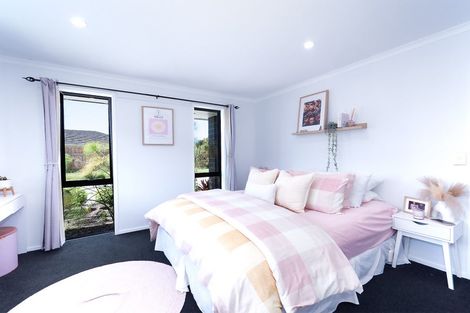 Photo of property in 8 Captains Loop, Haruru, 0204