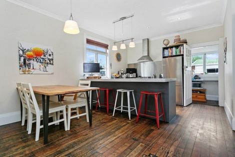 Photo of property in 29 Princes Street, Cambridge, 3434