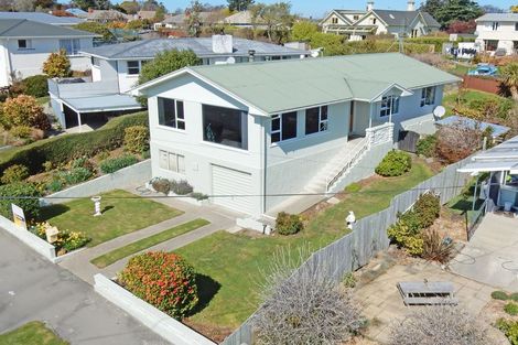 Photo of property in 31 Arrow Crescent, Holmes Hill, Oamaru, 9401