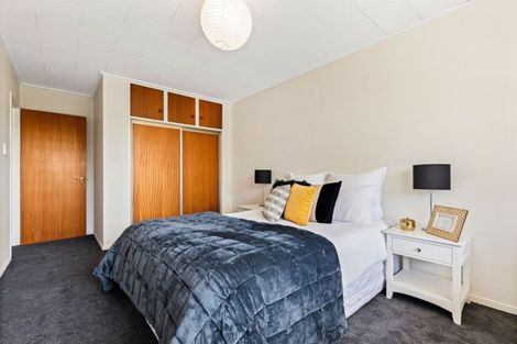 Photo of property in 2/17 Karen Lane, Beckenham, Christchurch, 8023